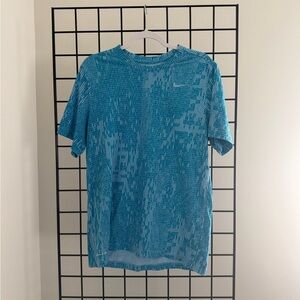 Nike Men's Teal Patterned Short Sleeve Tee
